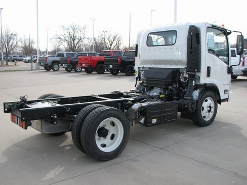 New 2024 Chevrolet Low Cab Forward 4500 XD image 5