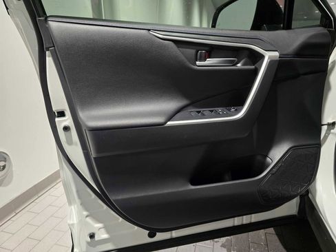 Used 2019 Toyota RAV4 XSE image 26