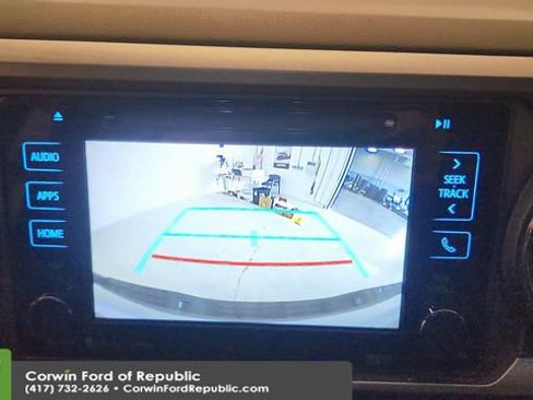 Used 2016 Toyota Tacoma TRD Off-Road w/ Towing Package image 15