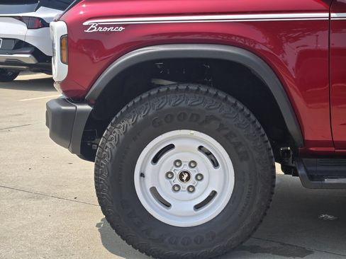 Used 2026 Ford Bronco Heritage Edition AWD/4WD image 14