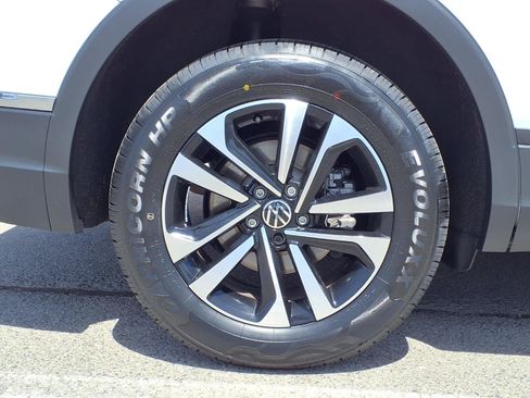 Used 2023 Volkswagen Tiguan S FWD image 6