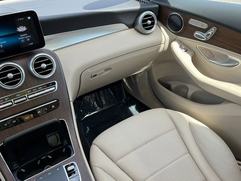 Certified 2022 Mercedes-Benz GLC 300 4MATIC image 34