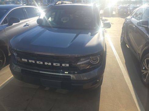 Used 2022 Ford Bronco Sport Outer Banks w/ Tech Package image 1