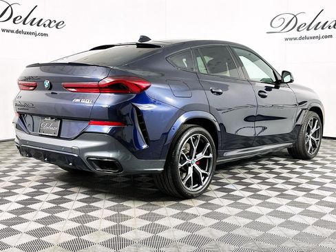 Used 2022 BMW X6 M50i image 6