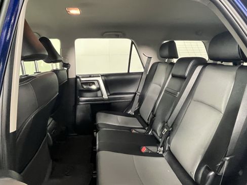 Used 2024 Toyota 4Runner SR5 Premium w/ SR5 Premium Package image 15