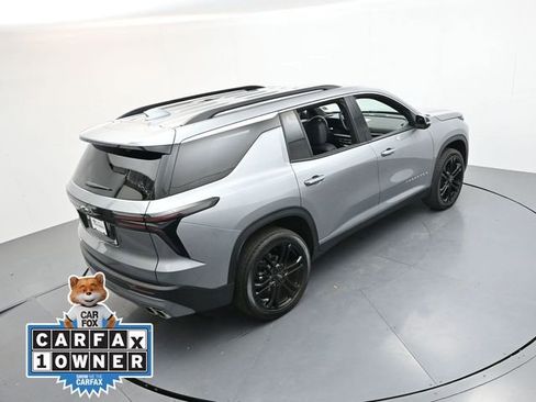 Used 2025 Chevrolet Traverse LT FWD image 27