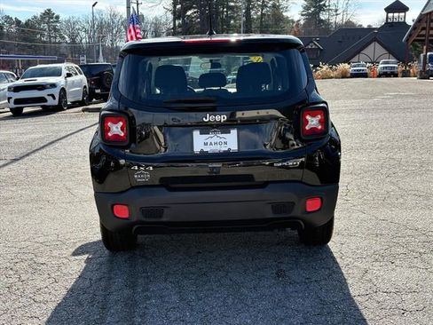 Used 2017 Jeep Renegade Sport w/ Power & Air Group image 4