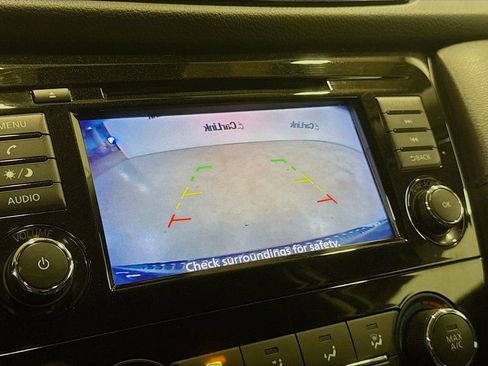 Used 2020 Nissan Rogue S w/ Special Edition Package image 15