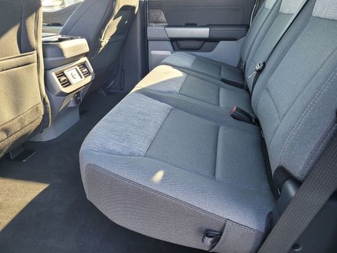 New 2026 Ford F250 XLT w/ XLT Premium Package AWD/4WD image 7
