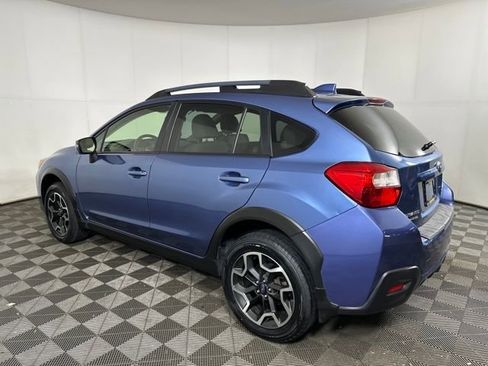 Used 2017 Subaru Crosstrek 2.0i Limited image 5