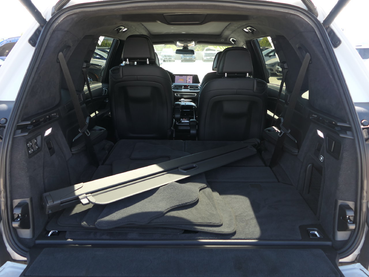 Used 2019 BMW X7 xDrive40i w/ Premium Package AWD/4WD image 22