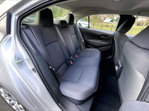 Certified 2023 Toyota Corolla LE image 18