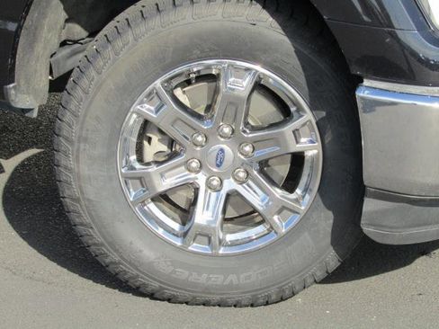 Used 2023 Ford F150 XLT w/ Equipment Group 302A High image 5