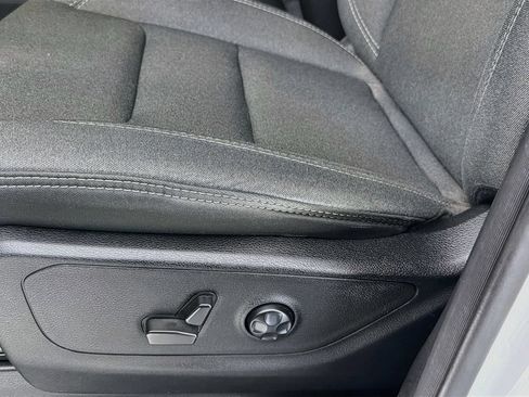 Used 2021 RAM 1500 Big Horn AWD/4WD image 22