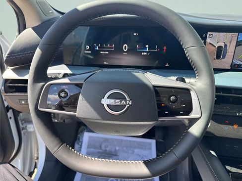 New 2025 Nissan Murano SL image 10