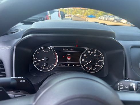 Used 2024 Nissan Rogue SV FWD image 19