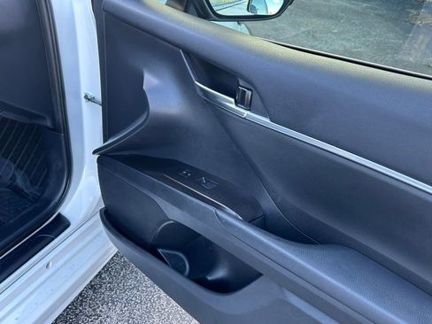 Used 2024 Toyota Camry SE w/ Convenience Package image 30