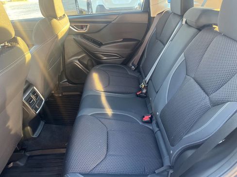 Used 2024 Subaru Forester Premium image 11