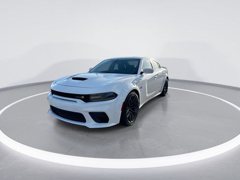Used 2020 Dodge Charger Scat Pack image 4