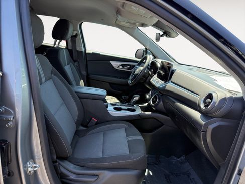 Used 2023 Chevrolet Blazer LT AWD/4WD image 19