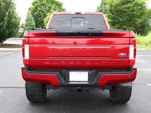Used 2019 Ford F350 Platinum w/ Platinum Ultimate Package AWD/4WD image 4