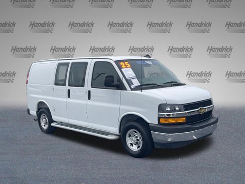 Used 2025 Chevrolet Express 2500 w/ Driver Convenience Package RWD image 2