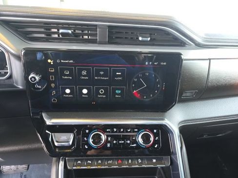 Used 2023 GMC Sierra 1500 Denali w/ Denali Reserve Package AWD/4WD image 31