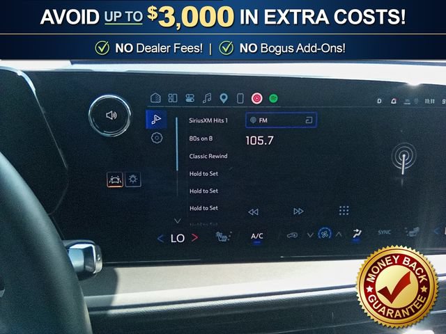 Used 2025 Chevrolet Traverse LT w/ LPO, Floor Liner Package FWD image 26