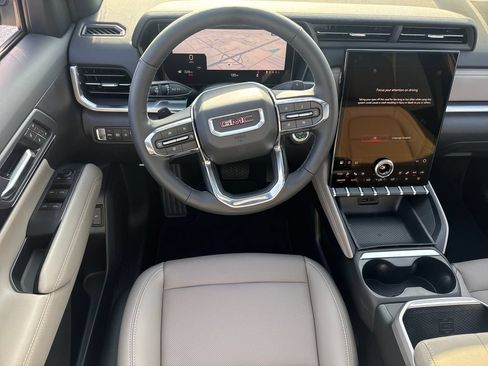 New 2026 GMC Terrain Elevation w/ Elevation Premium Package FWD image 12