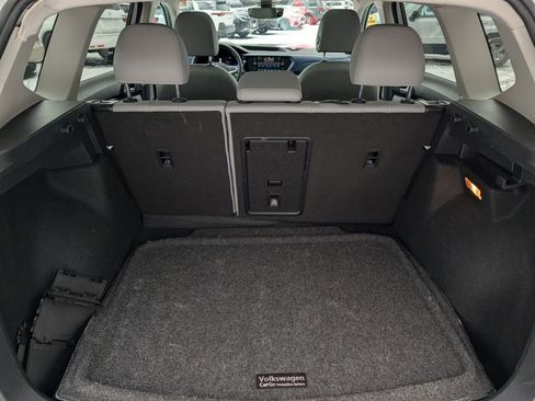 Used 2022 Volkswagen Taos SE image 21