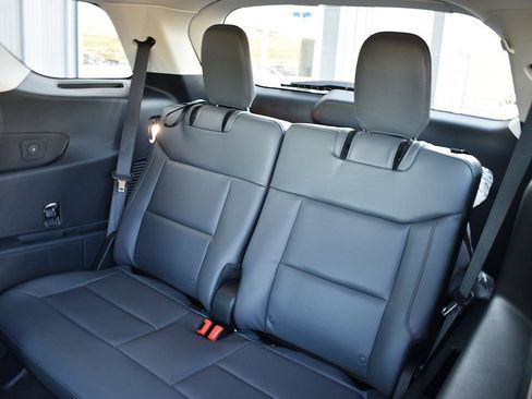 New 2026 Ford Explorer Active w/ Active Comfort Package image 7