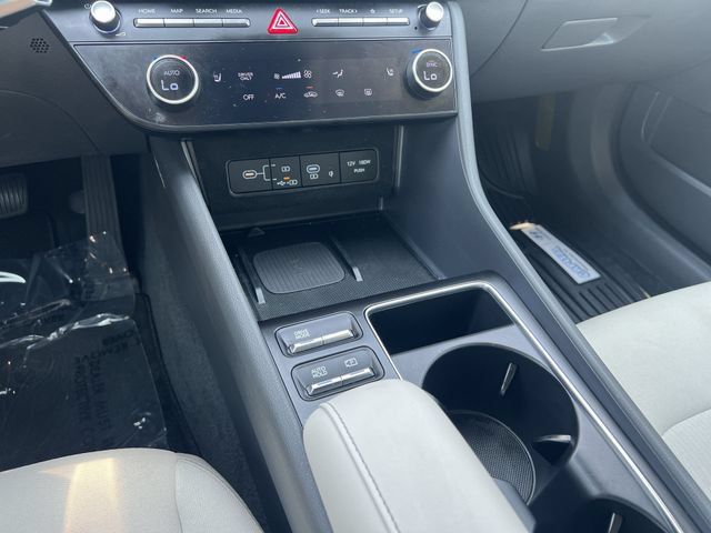 Certified 2025 Hyundai Sonata SEL FWD image 23