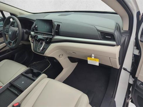New 2026 Honda Odyssey EX-L image 4
