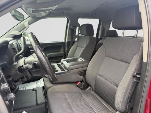 Used 2018 Chevrolet Silverado 1500 LT w/ All Star Edition AWD/4WD image 9