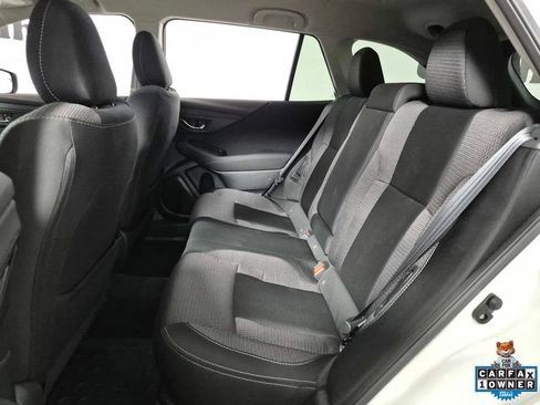 Used 2025 Subaru Outback Premium AWD/4WD image 23