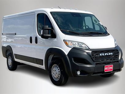 New 2024 RAM ProMaster 2500 w/ Convenience Group