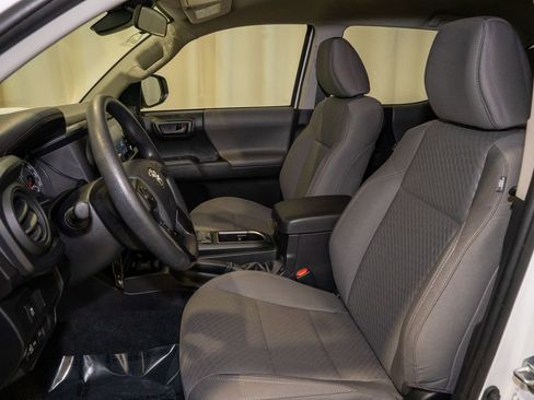 Used 2023 Toyota Tacoma SR image 9