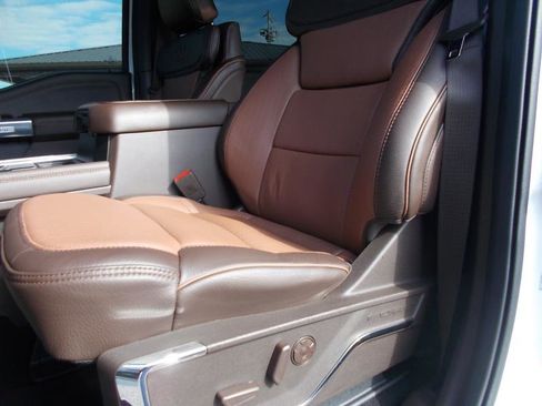 Used 2025 Ford F350 King Ranch w/ Chrome Package image 27