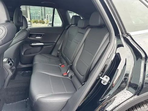 New 2025 Mercedes-Benz GLC 300 4MATIC image 15
