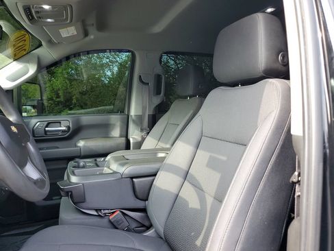 Used 2020 Chevrolet Silverado 2500 Custom w/ Custom Value Package AWD/4WD image 14