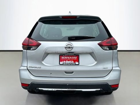 Used 2019 Nissan Rogue S AWD/4WD image 7