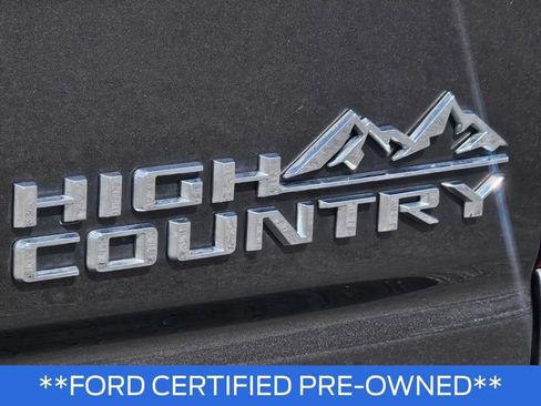 Used 2021 Chevrolet Silverado 1500 High Country w/ Technology Package AWD/4WD image 11