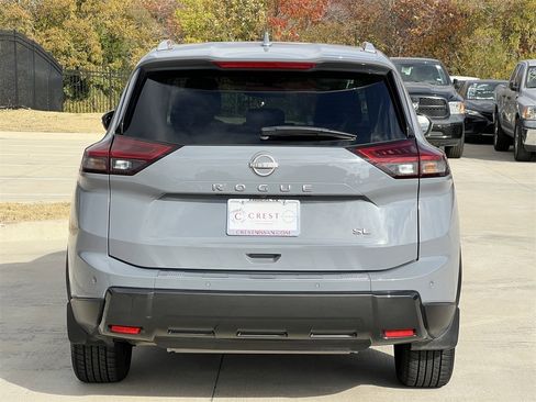 Certified 2024 Nissan Rogue SL w/ SL Premium Package image 5