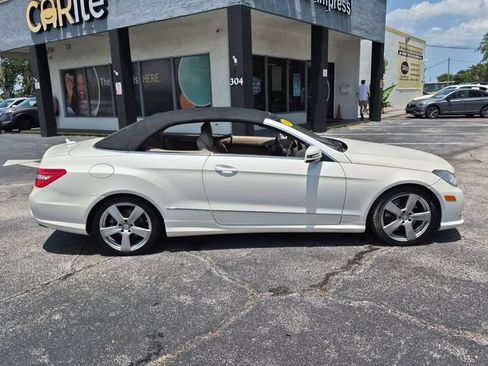 Used 2011 Mercedes-Benz E 550 Cabriolet image 4