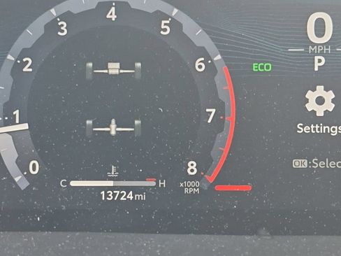 Used 2025 Toyota Tacoma Limited AWD/4WD image 7