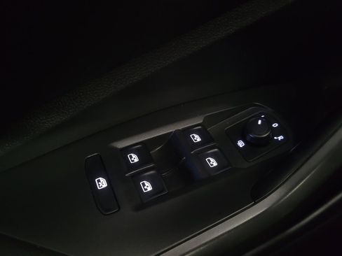 Used 2019 Volkswagen Jetta S w/ Driver Assistance Package FWD image 27