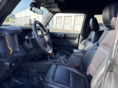 Used 2024 Ford Bronco Badlands AWD/4WD image 17