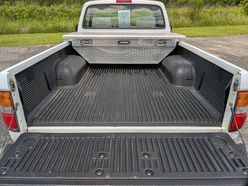 Used 2004 Toyota Tacoma 2WD Regular Cab image 25