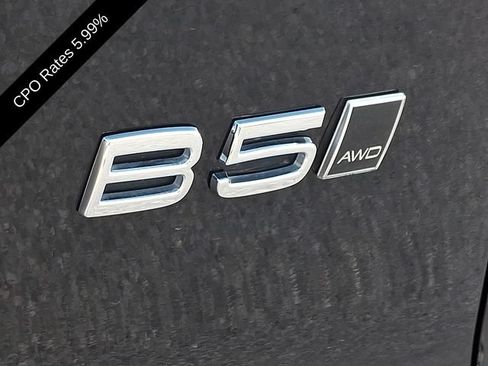 Certified 2024 Volvo XC40 B5 Plus w/ Protection Package Premier AWD/4WD image 36