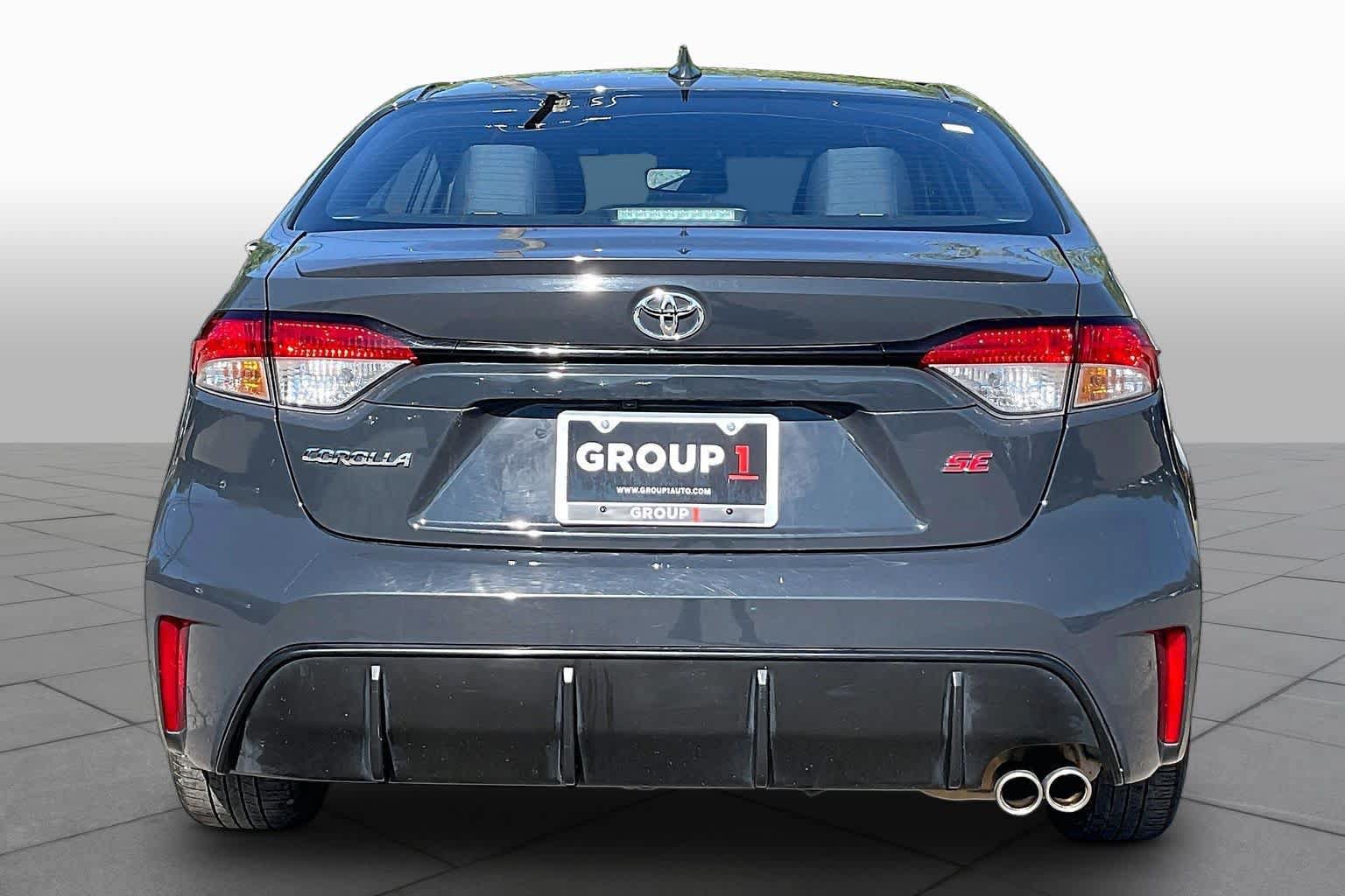 Used 2025 Toyota Corolla SE FWD image 5
